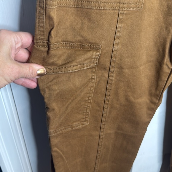 Banana Republic High-Rise Cargo Pant in Camel W1126 Sz 10 - Picture 2 of 9